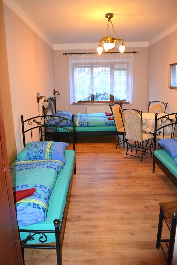 Hotel Posta Дечин Экстерьер фото